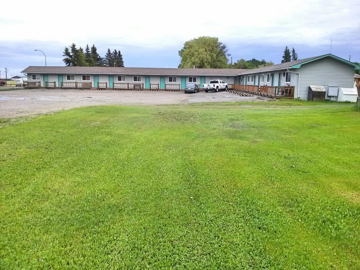 Moosomin Motel Εξωτερικό φωτογραφία
