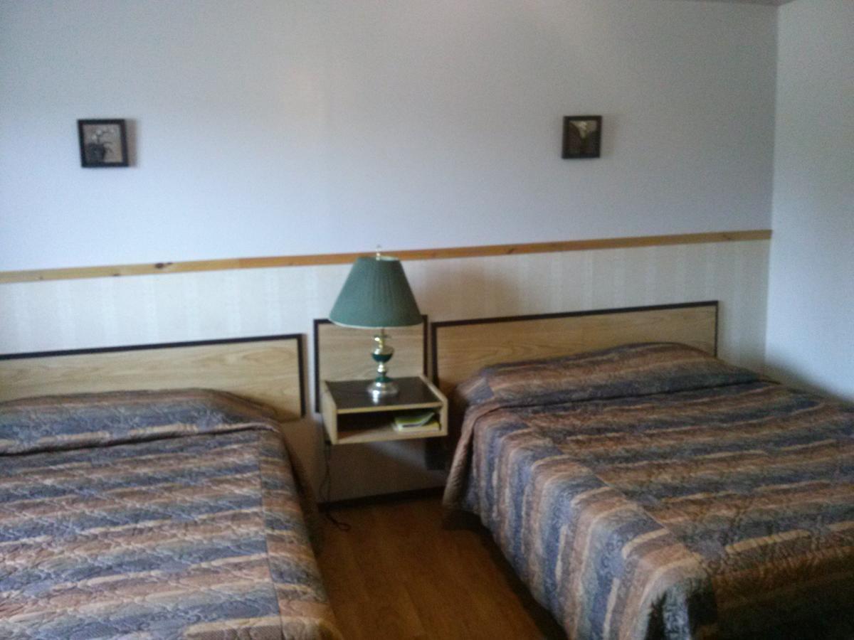 Moosomin Motel Εξωτερικό φωτογραφία