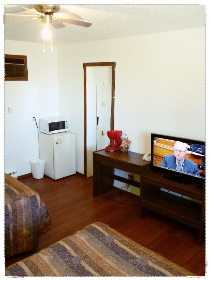 Moosomin Motel Εξωτερικό φωτογραφία