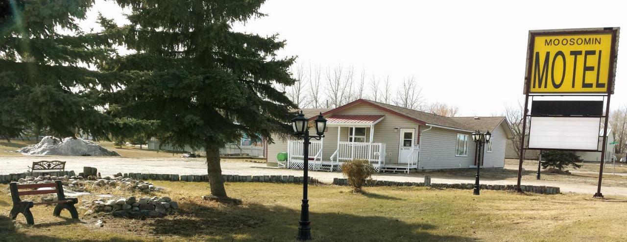 Moosomin Motel Εξωτερικό φωτογραφία